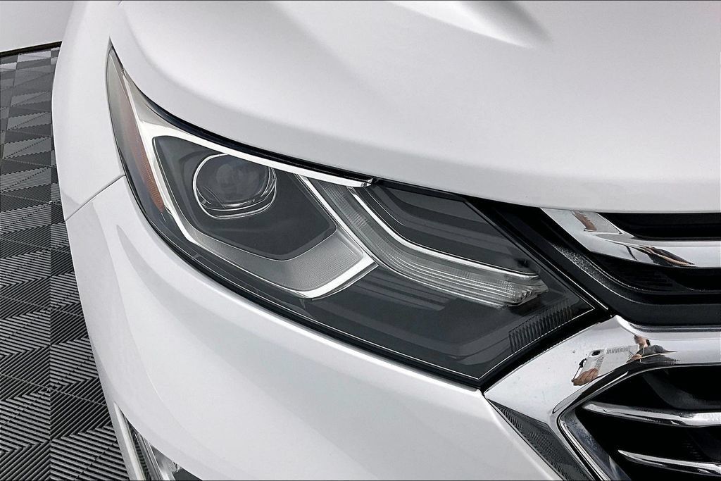 Used 2019 Chevrolet Equinox Premier FWD image 28