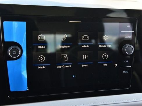 New 2026 Volkswagen Taos SE AWD/4WD image 13