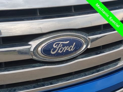 Used 2010 Ford F150 XLT image 12