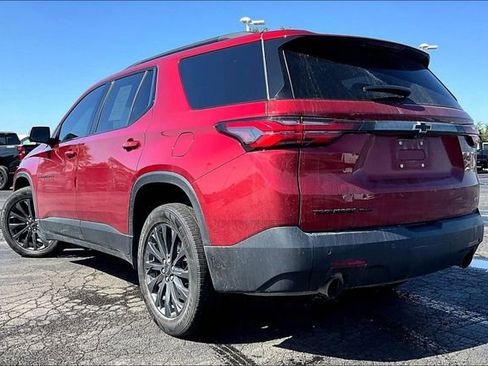 Used 2023 Chevrolet Traverse RS w/ LPO, Floor Liner Package AWD/4WD image 3