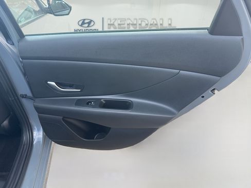 Used 2023 Hyundai Elantra SEL FWD image 27