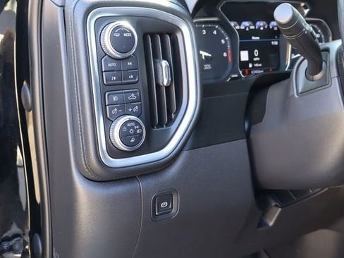 Used 2021 GMC Sierra 1500 Denali AWD/4WD image 25