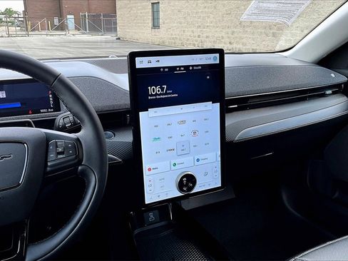 Certified 2024 Ford Mustang Mach-E Premium image 6