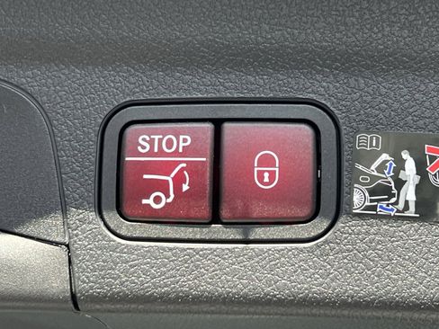 New 2026 Mercedes-Benz GLE 450 4MATIC image 25