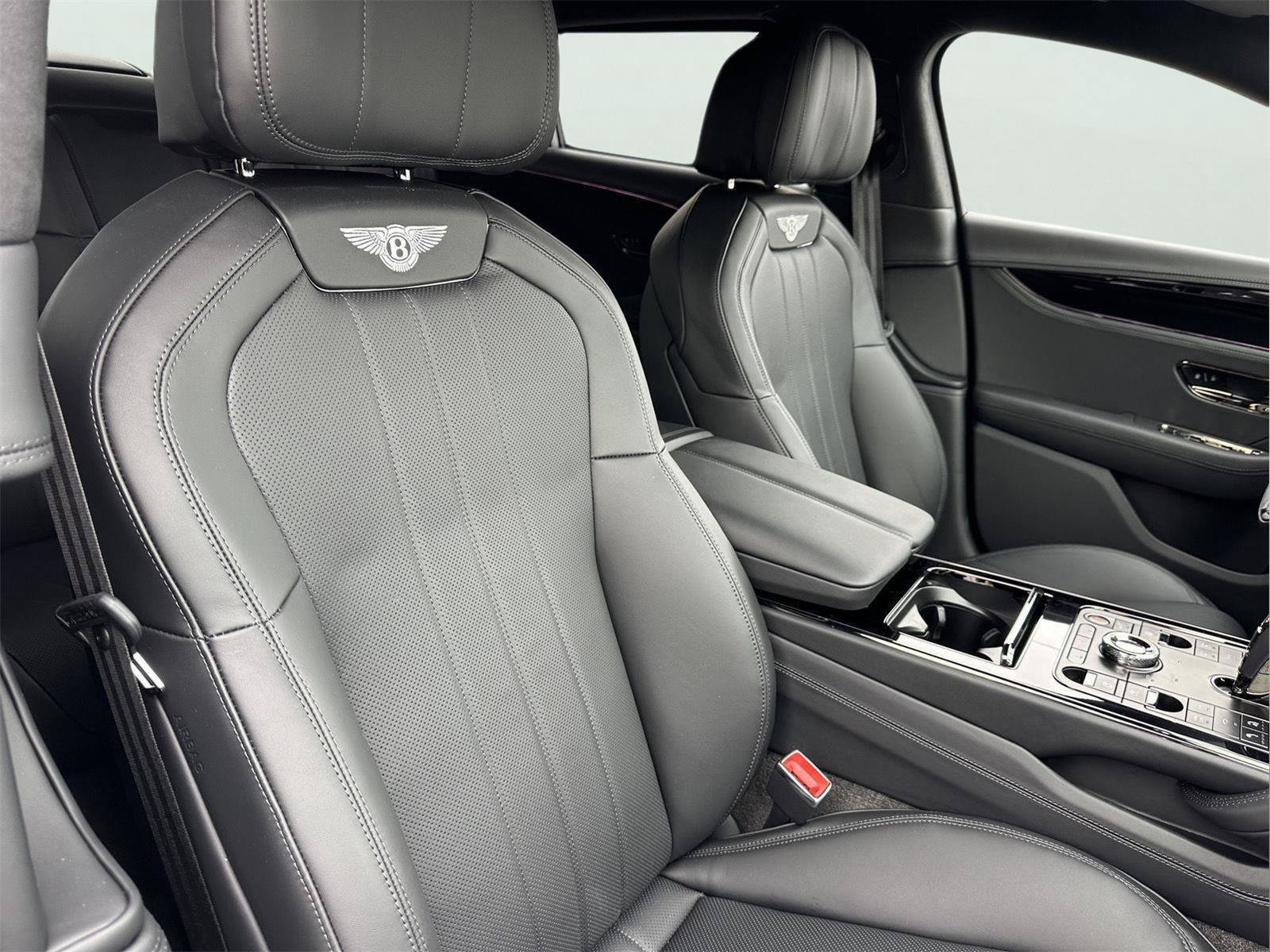 New 2026 Bentley Flying Spur V8 AWD/4WD image 23