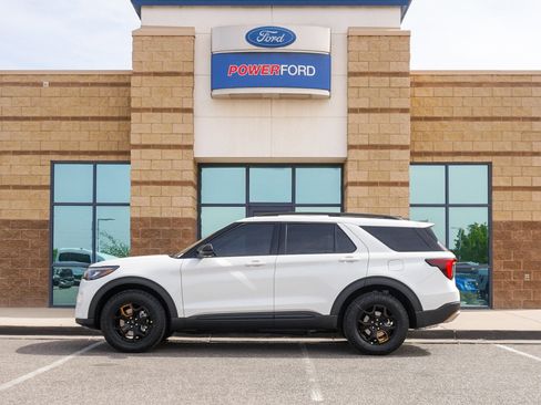 New 2026 Ford Explorer Tremor AWD/4WD image 9