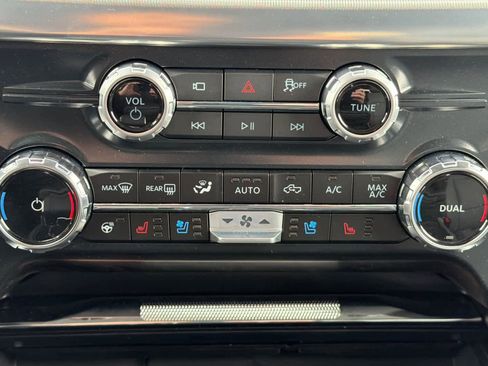 New 2025 Ford F150 Lariat w/ Equipment Group 501A Mid image 20