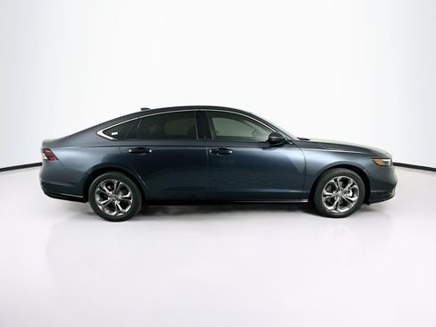 Used 2023 Honda Accord EX-L image 10