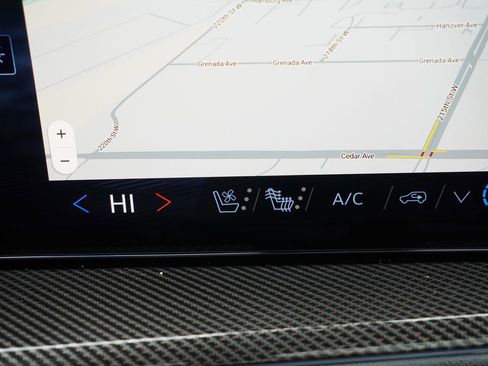 New 2026 Chevrolet Traverse High Country image 17