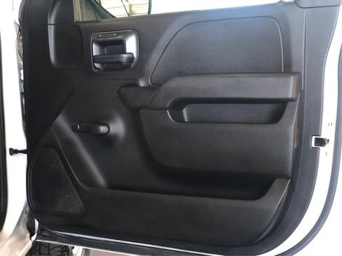 Used 2018 Chevrolet Silverado 1500 W/T AWD/4WD image 16