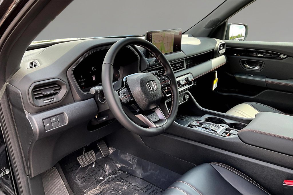 New 2026 Honda Pilot TrailSport image 7