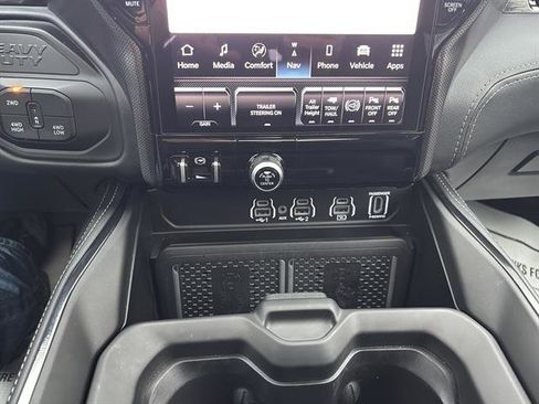 Used 2025 RAM 3500 Limited image 24