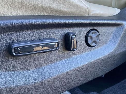 Used 2019 Honda CR-V EX-L image 18