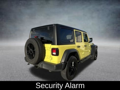 Used 2023 Jeep Wrangler Unlimited Sport AWD/4WD image 7