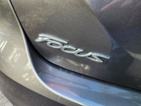 Used 2014 Ford Focus SE image 18