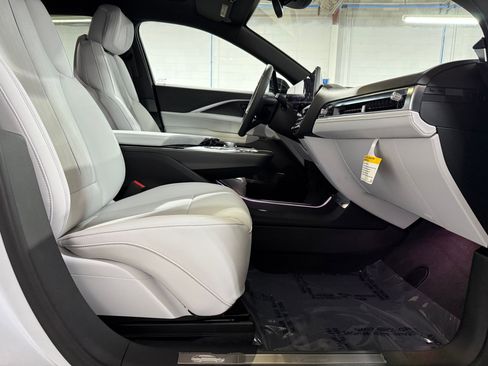 New 2026 Cadillac Lyriq Sport AWD/4WD image 49