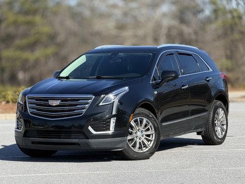 Used 2017 Cadillac XT5 Luxury w/ Driver Awareness Package image 7