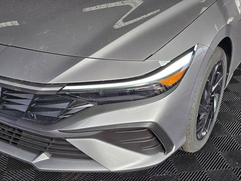 New 2026 Hyundai Elantra Sport FWD image 10