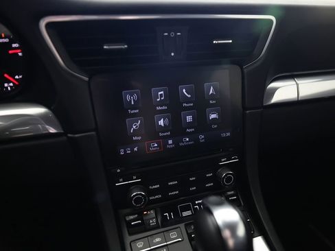 Used 2018 Porsche 911 Carrera S image 29