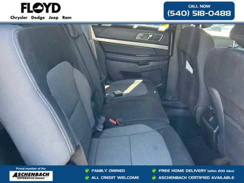 Used 2018 Ford Explorer XLT w/ Equipment Group 201A AWD/4WD image 30