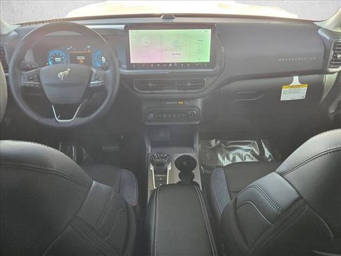 New 2025 Ford Bronco Sport Outer Banks image 13