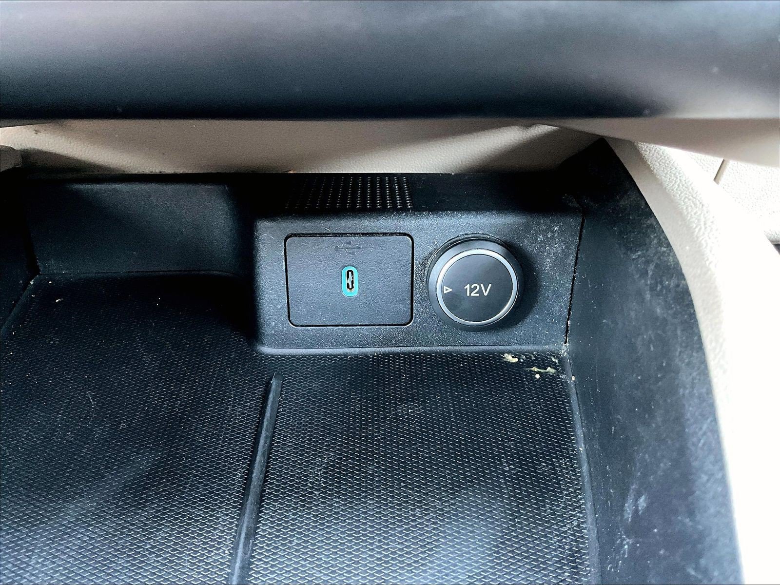 Used 2020 Ford Escape SEL AWD/4WD image 15