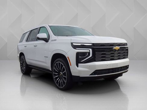 Used 2025 Chevrolet Tahoe High Country image 6