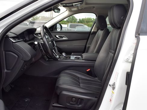 Used 2022 Land Rover Range Rover Velar S AWD/4WD image 16