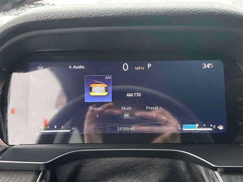 Used 2023 Jeep Grand Cherokee L Laredo image 25