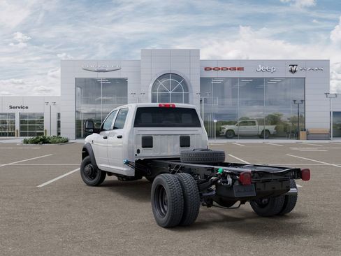 New 2026 RAM 5500 Tradesman AWD/4WD image 3
