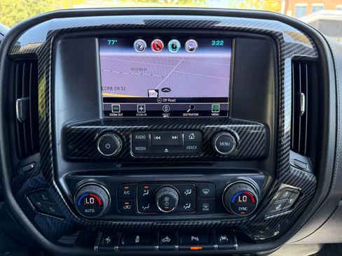 Used 2017 Chevrolet Silverado 1500 High Country RWD image 18