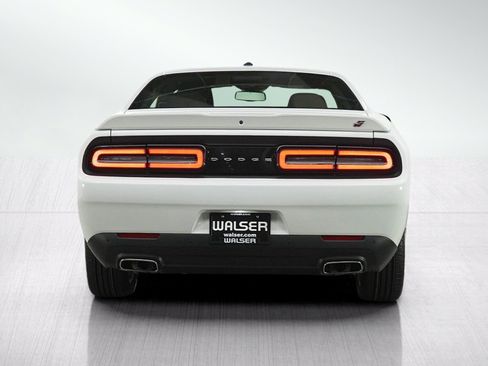 Used 2022 Dodge Challenger GT AWD/4WD image 5
