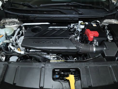 Certified 2024 Nissan Rogue SL image 36