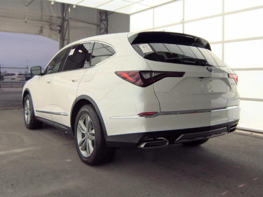 Used 2025 Acura MDX SH-AWD image 4