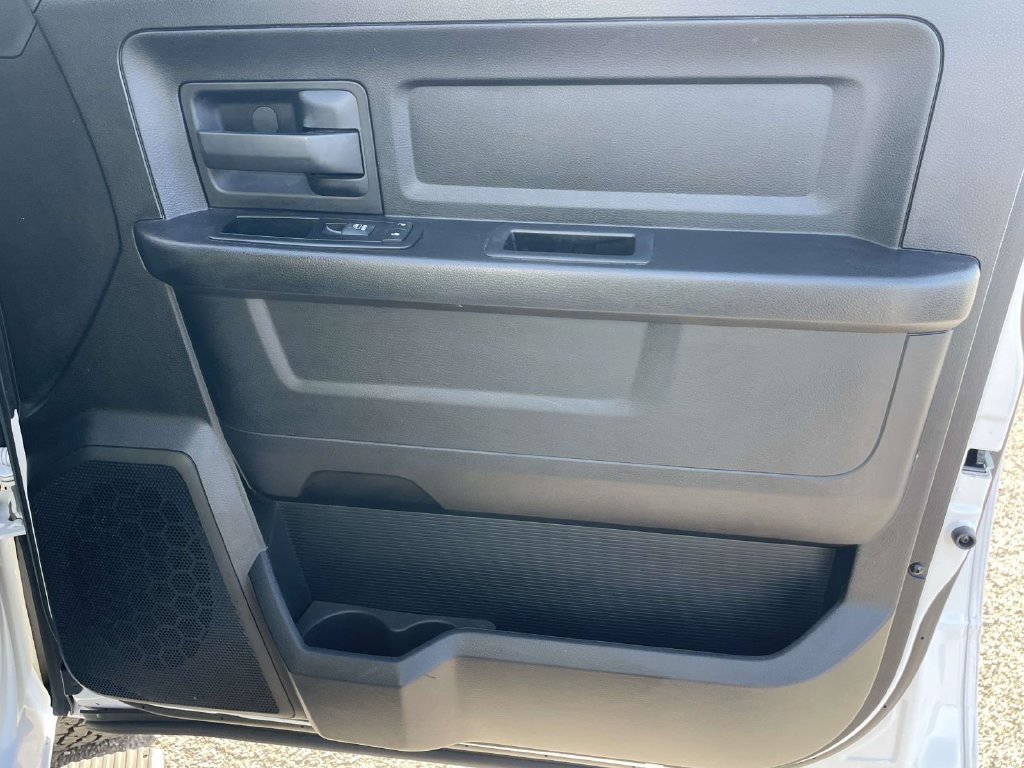 Used 2015 RAM 1500 Express AWD/4WD image 29