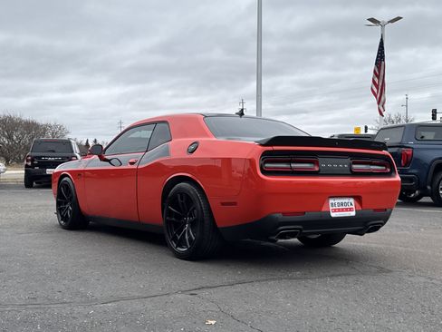 Used 2018 Dodge Challenger T/A image 5