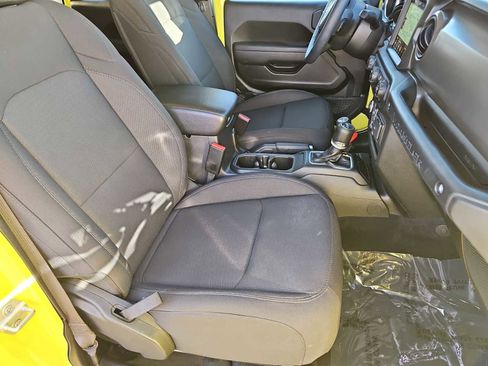 Used 2023 Jeep Wrangler Unlimited w/ 8.4" Radio Group image 38
