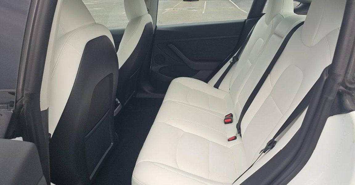Used 2023 Tesla Model 3 Standard Range RWD image 6