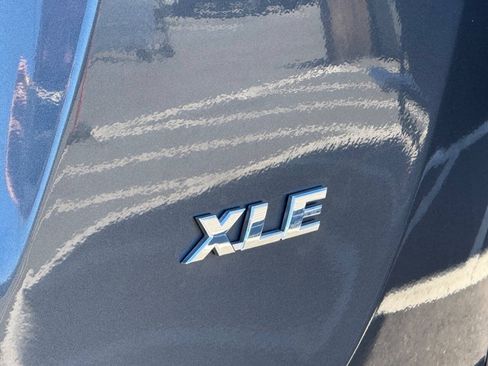 Used 2017 Toyota RAV4 XLE w/ All Weather Liner Package FWD image 22