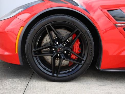 Used 2017 Chevrolet Corvette Grand Sport RWD image 9