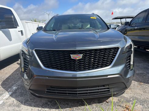 Used 2019 Cadillac XT4 Sport image 2