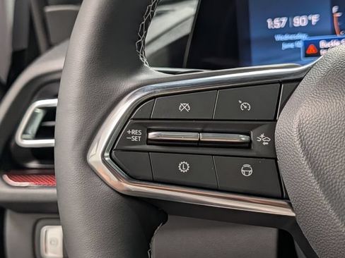 New 2026 Chevrolet Traverse Z71 w/ Enhanced Driving Package AWD/4WD image 24
