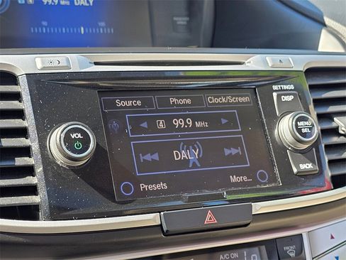 Used 2014 Honda Accord EX-L image 28