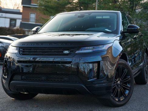 Used 2024 Land Rover Range Rover Evoque S AWD/4WD image 50