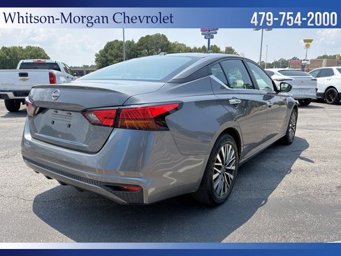 Used 2025 Nissan Altima 2.5 SV FWD image 5
