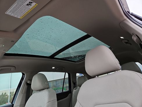 New 2026 Volkswagen Atlas SEL image 13