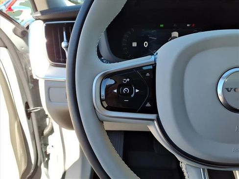 New 2026 Volvo XC60 B5 Ultra w/ Protection Package Premier AWD/4WD image 20