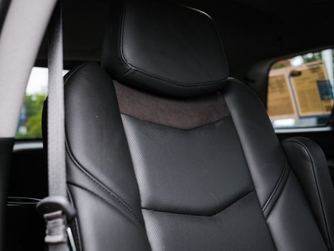 Used 2020 Cadillac Escalade 4WD image 33