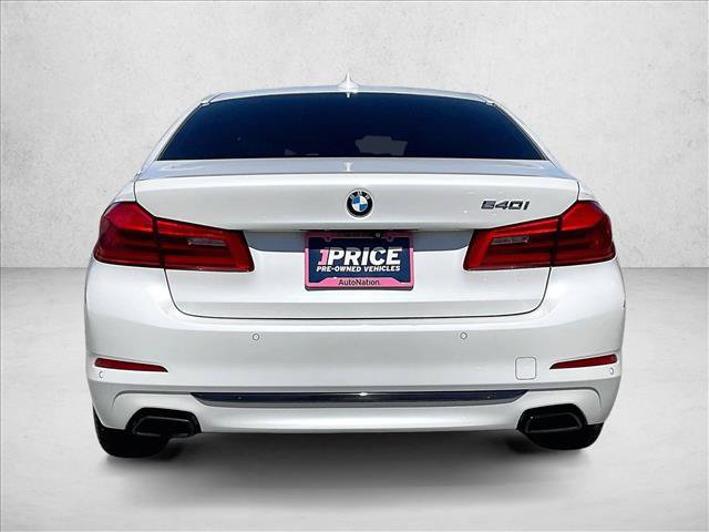 Used 2019 BMW 540i w/ Premium Package RWD image 4