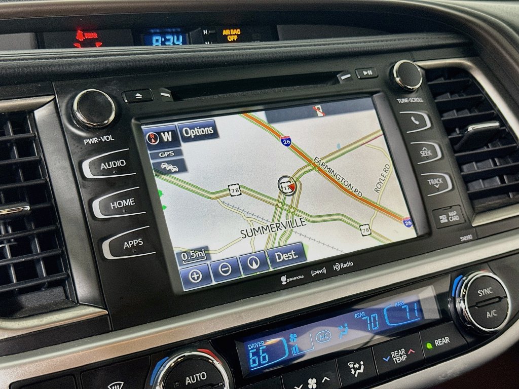 Used 2019 Toyota Highlander XLE FWD image 30